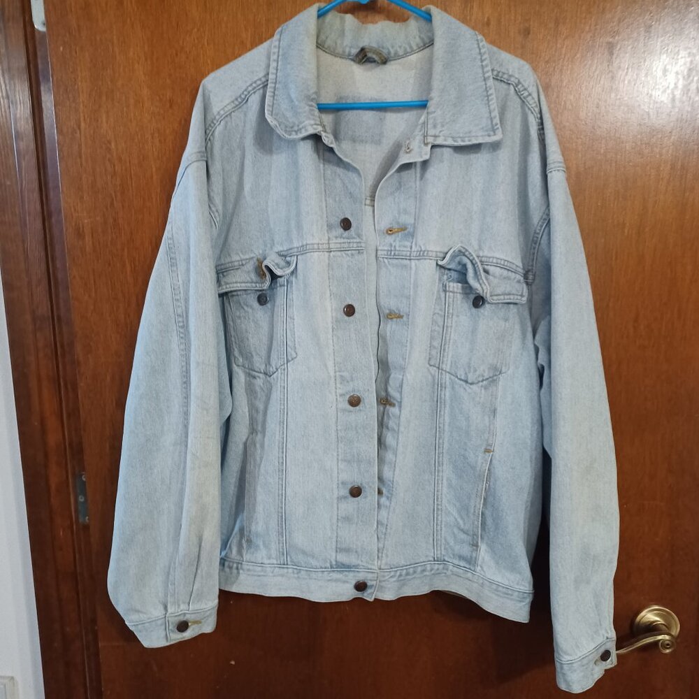 Faded Glory XXL denim jacket with extra pockets, stained